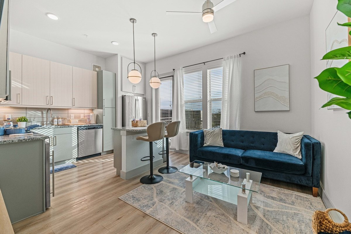 Under The Sea — living room and kitchen